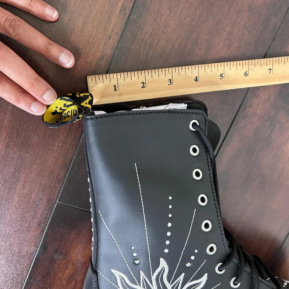 NIB Dr. Martens Jadon Hi Solar Flare Reclaimed Leather Platform Boots Men's 11‎